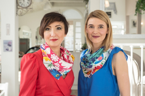 Jedwabna apaszka we wzór łowicki żółta 68x68cm AD7-039