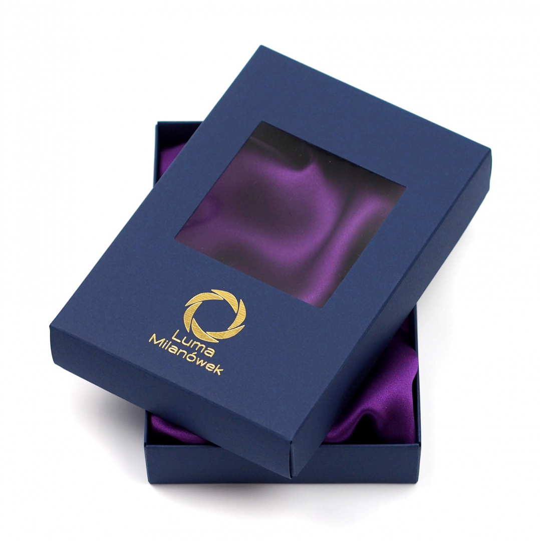 Box with logo - dark blue