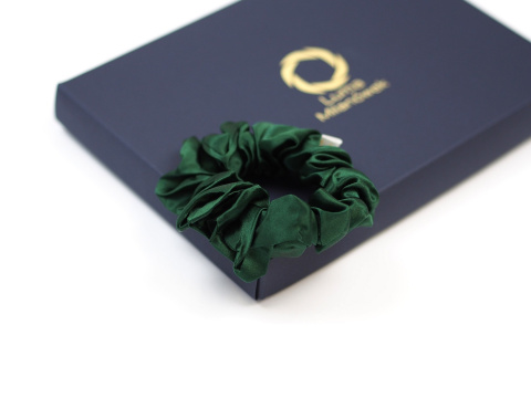 Jedwabna gumka do włosów scrunchie zielona JGS-004