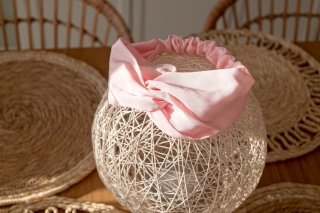 Women's pink silk hairband with elastic band