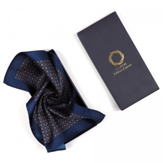 PM-097 Poszetka z Mikrofibry w Klasyczny Wzor