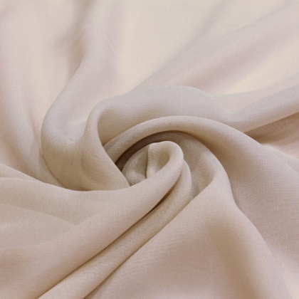 Pudrowo-różowy jedwabny szal żorżeta 200x65 cm SZZ-347