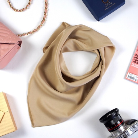 AS7-017 Jedwabna Apaszka Satyna, 70x70cm(1)