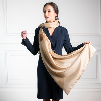 Jasnobeżowy Jedwabny Szal Habotai 200x65 cm