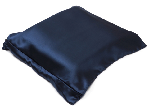 Jedwabna poszewka na poduszkę z satyny granatowa 40x40 cm jasiek