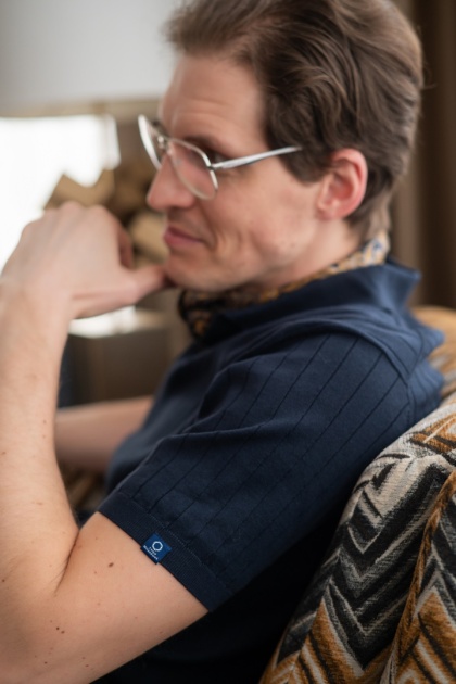 B7 Koszulka polo męska 100% dzianiny bawełnianej w prążek granatowa