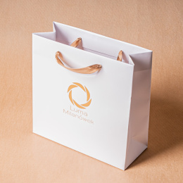 Decorative gift bag for silk accessories