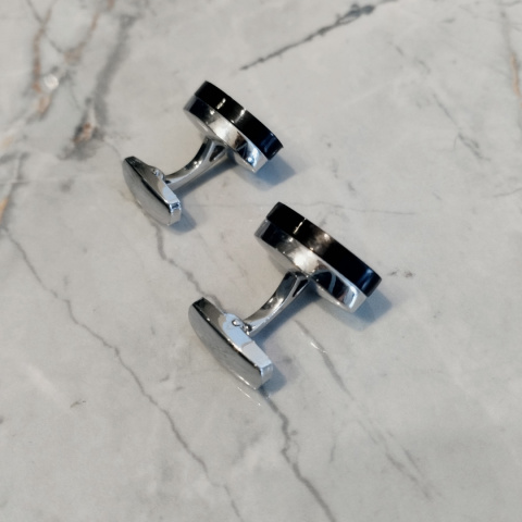 Oryginalne spinki do mankietów owalne z czarnym kamieniem