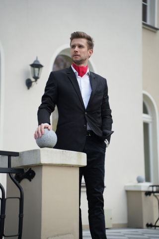 Men's silk neckerchief red, 67x67cm