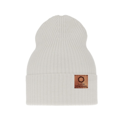 Women's cream merino hat with a turn-up