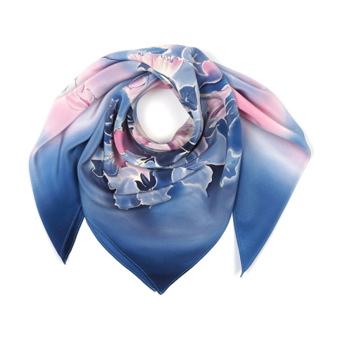 Apaszka jedwabna ręcznie malowana, Niebieski pejzaż 70x70 cm AM7-297