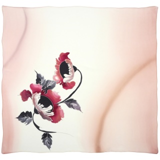 Apaszka jedwabna ręcznie malowana z kwiatem cieniowana 88x82cm AM-1009