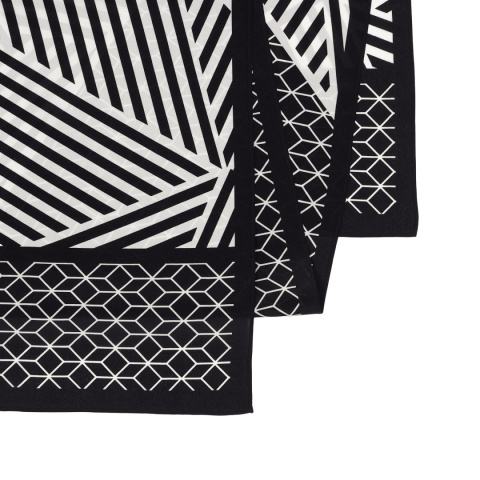 Jedwabny szalik dwustronny w geometryczne wzory 145x30cm