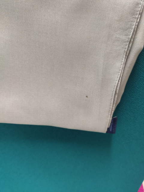 Pudrowo-różowy Jedwabny Szal Habotai 200x65 cm-out