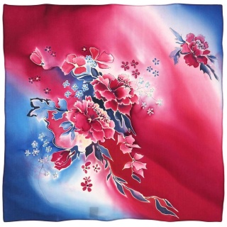 Gawroszka jedwabna ręcznie malowana, Kwiat w czerwieni 55x55cm AM5-729