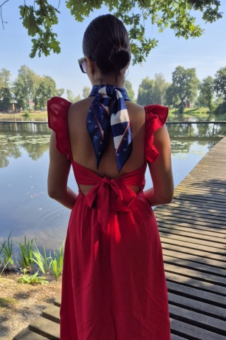 Jedwabna apaszka dwustronna w kotwice granatowa 68x68cm AD7-038