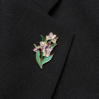 Irises lapel pin PIN-04