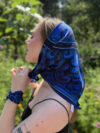 Adam Mickiewicz double-sided silk scarf 65x65cm AD7-009