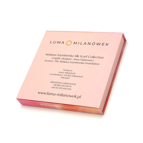 Apaszka jedwabna Wisława Szymborska Nic dwa razy 68x68cm AD7-500