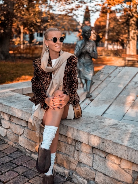 Ecru women's winter scarf Cashmere Touch Collection 200x70cm