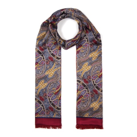 Men's silk scarf with an oriental pattern