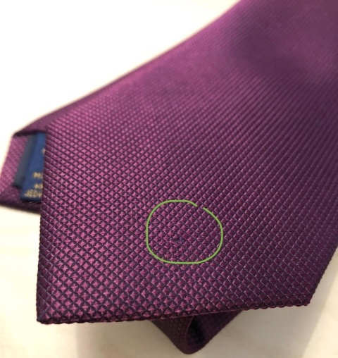 Jedwabny krawat żakardowy w mikrowzór bordo KR-679-OUT2