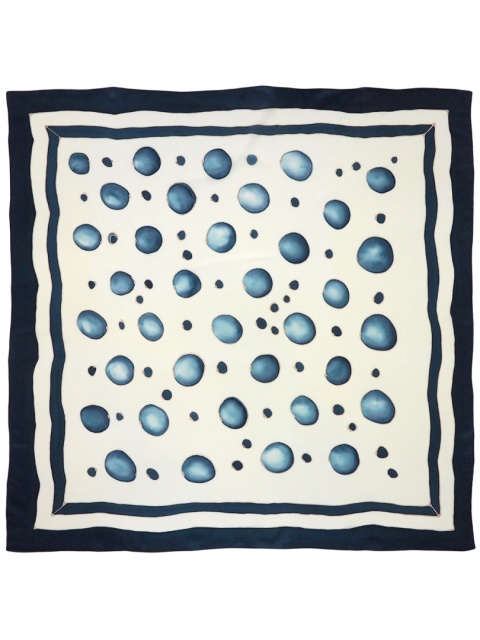 Apaszka jedwabna ręcznie malowana w niebieskie groszki 90x90cm AM-083