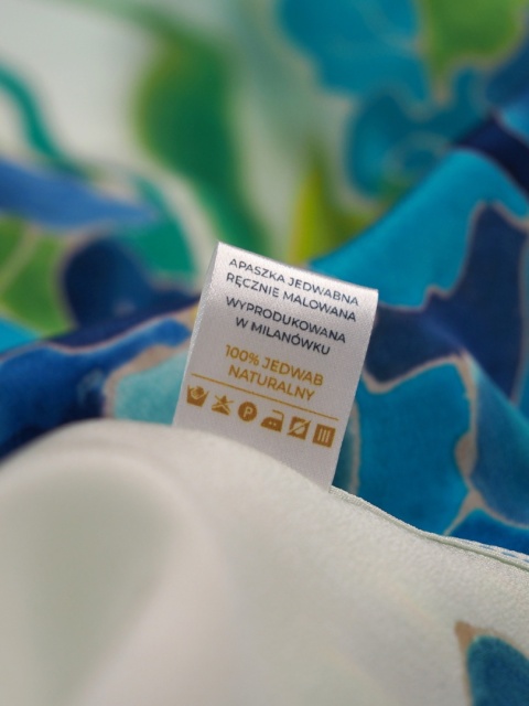 Silk scarf hand painted 70x70 cm AM7-233